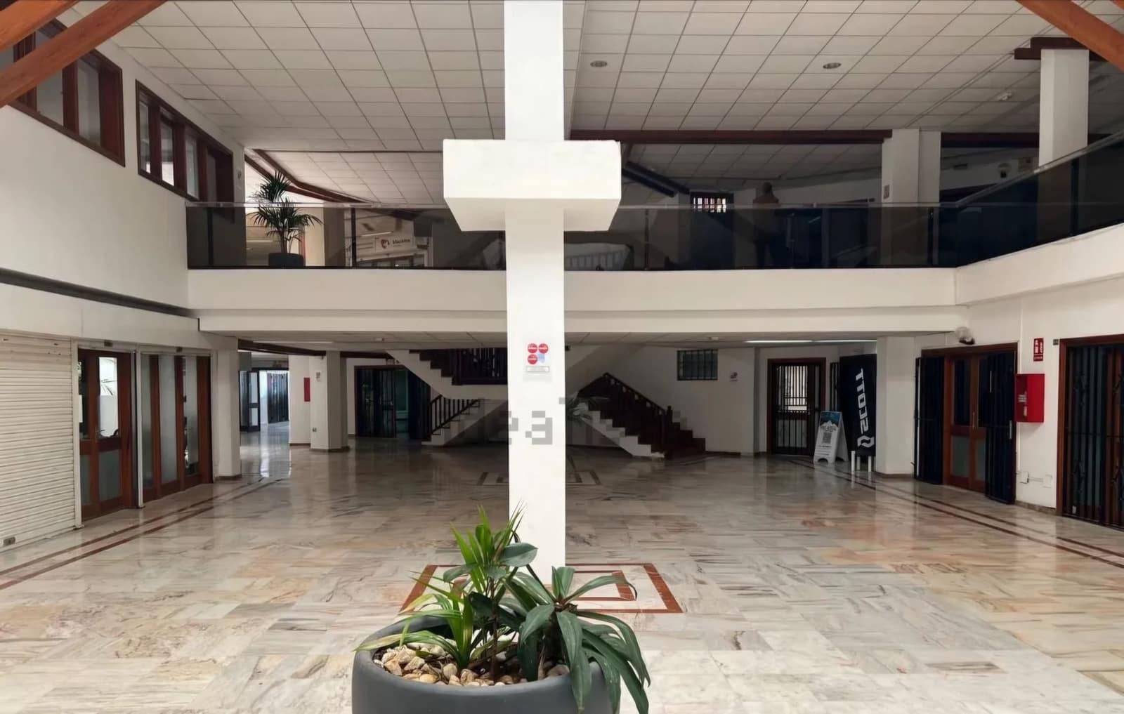 Local Comercial en Costa Adeje en alquiler - 800 € (Ref: 10048726)