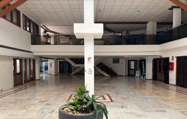 Local Commercial à louer à Torviscas Bajo, Adeje - 800 € (Ref: 10048726)