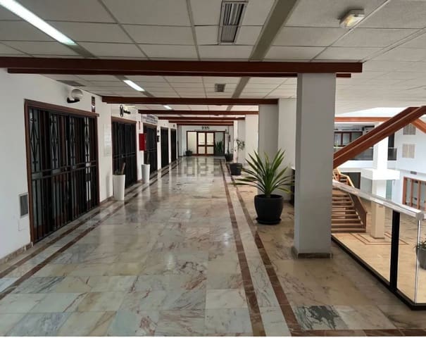 Local Commercial à louer à Torviscas Bajo, Adeje - 800 € (Ref: 10048726)