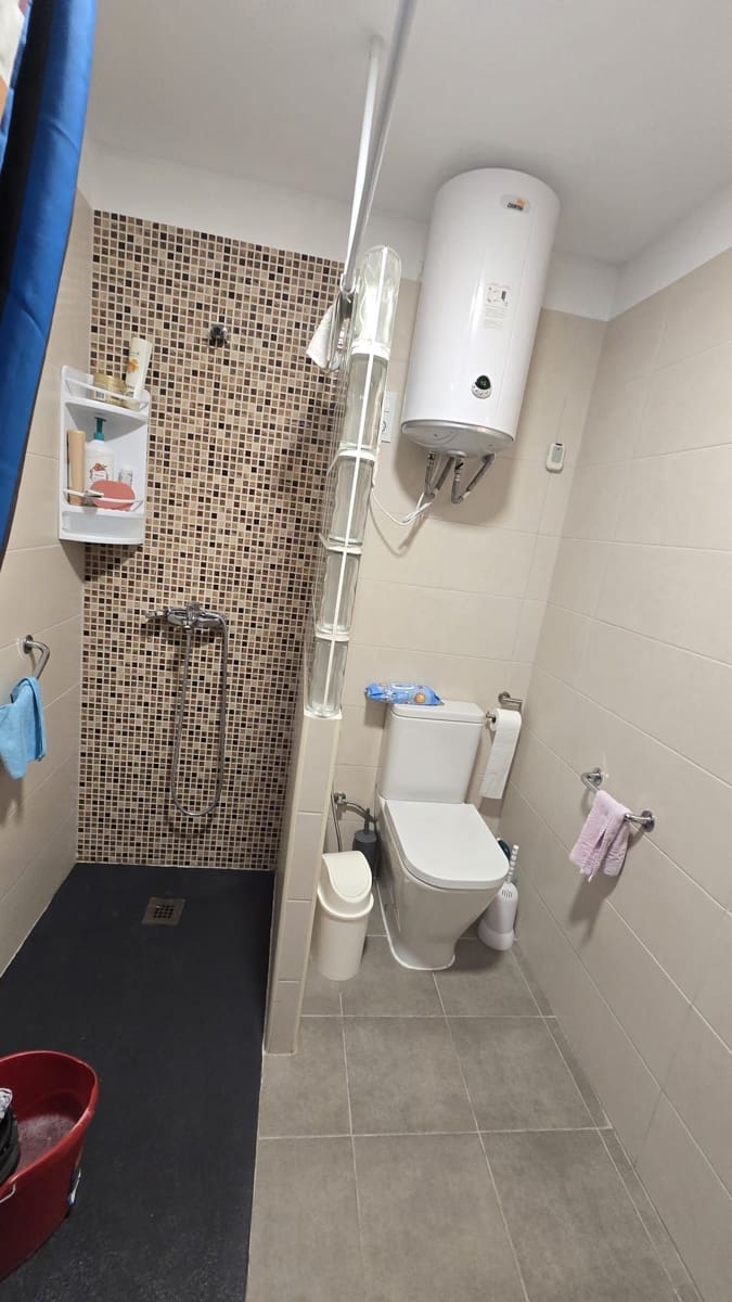 1 quarto Apartamento para arrendar em Los Cristianos com piscina - 1 980 € (Ref: 10057967)