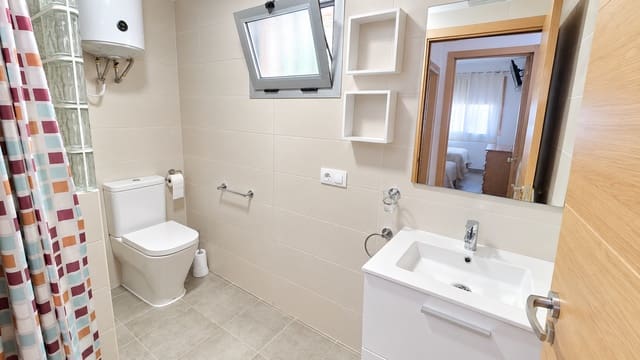 1 quarto Apartamento para arrendar em Los Cristianos, Arona com piscina - 1 980 € (Ref: 10057967)