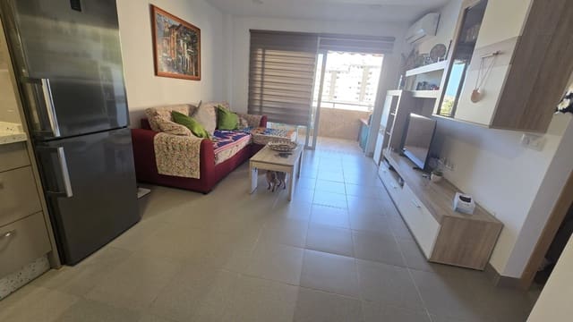 1 quarto Apartamento para arrendar em Los Cristianos, Arona com piscina - 1 980 € (Ref: 10057967)