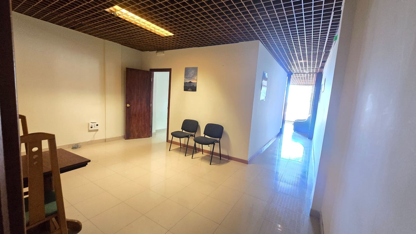Komercyjne do wynajęcia w Adeje - 1 200 € (Ref: 10067070)