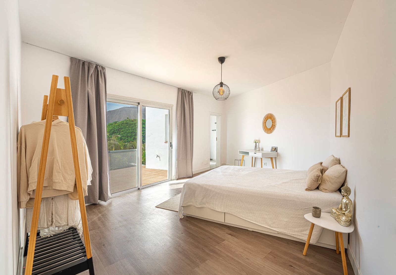 3 bedroom Townhouse for rent in Arafo with garage - € 1,650 (Ref: 10131178)