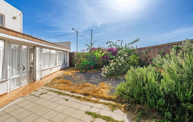 3 bedroom Townhouse for rent in Arafo with garage - € 1,650 (Ref: 10131178)