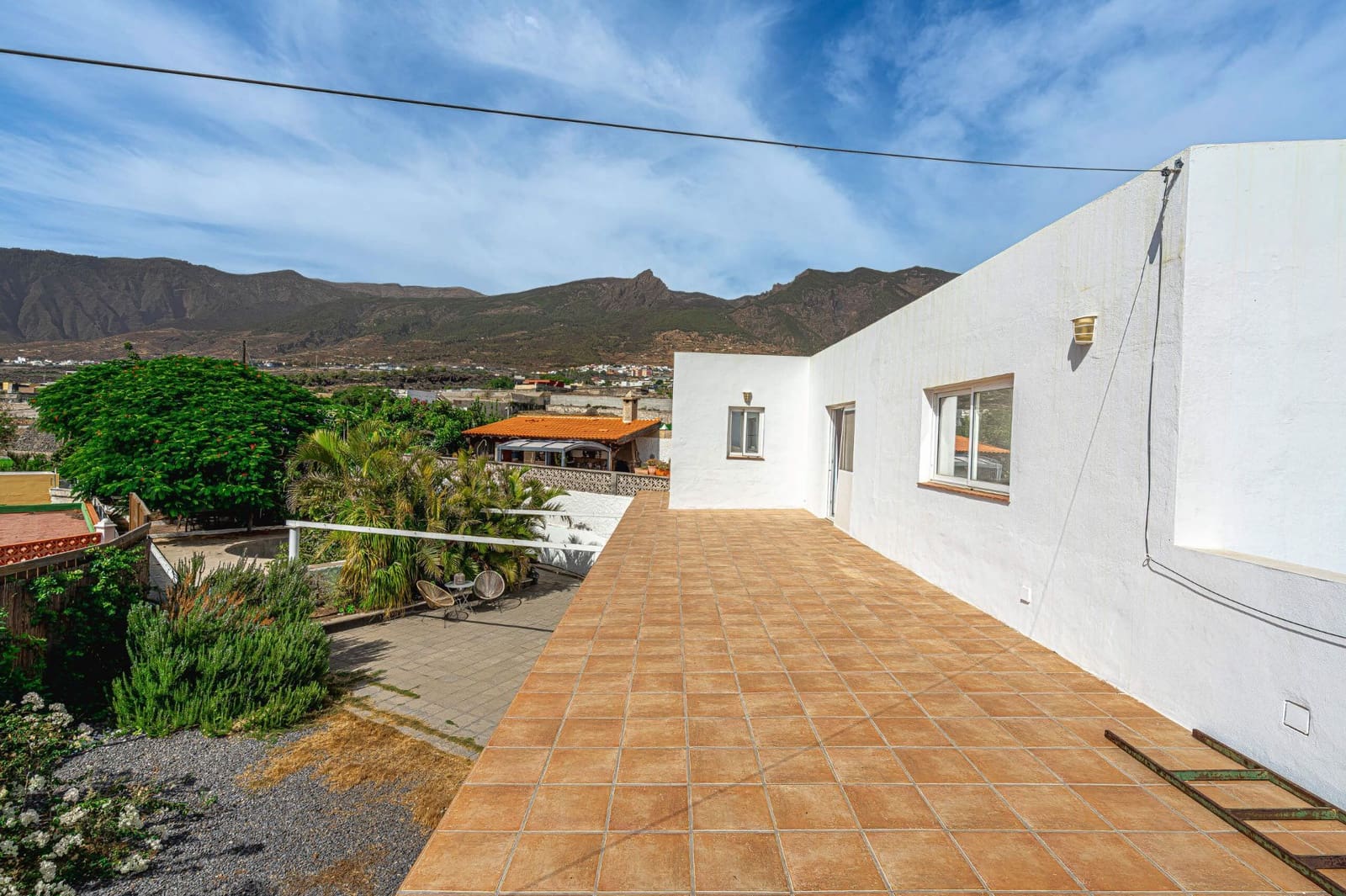 3 bedroom Townhouse for rent in Arafo with garage - € 1,650 (Ref: 10131178)