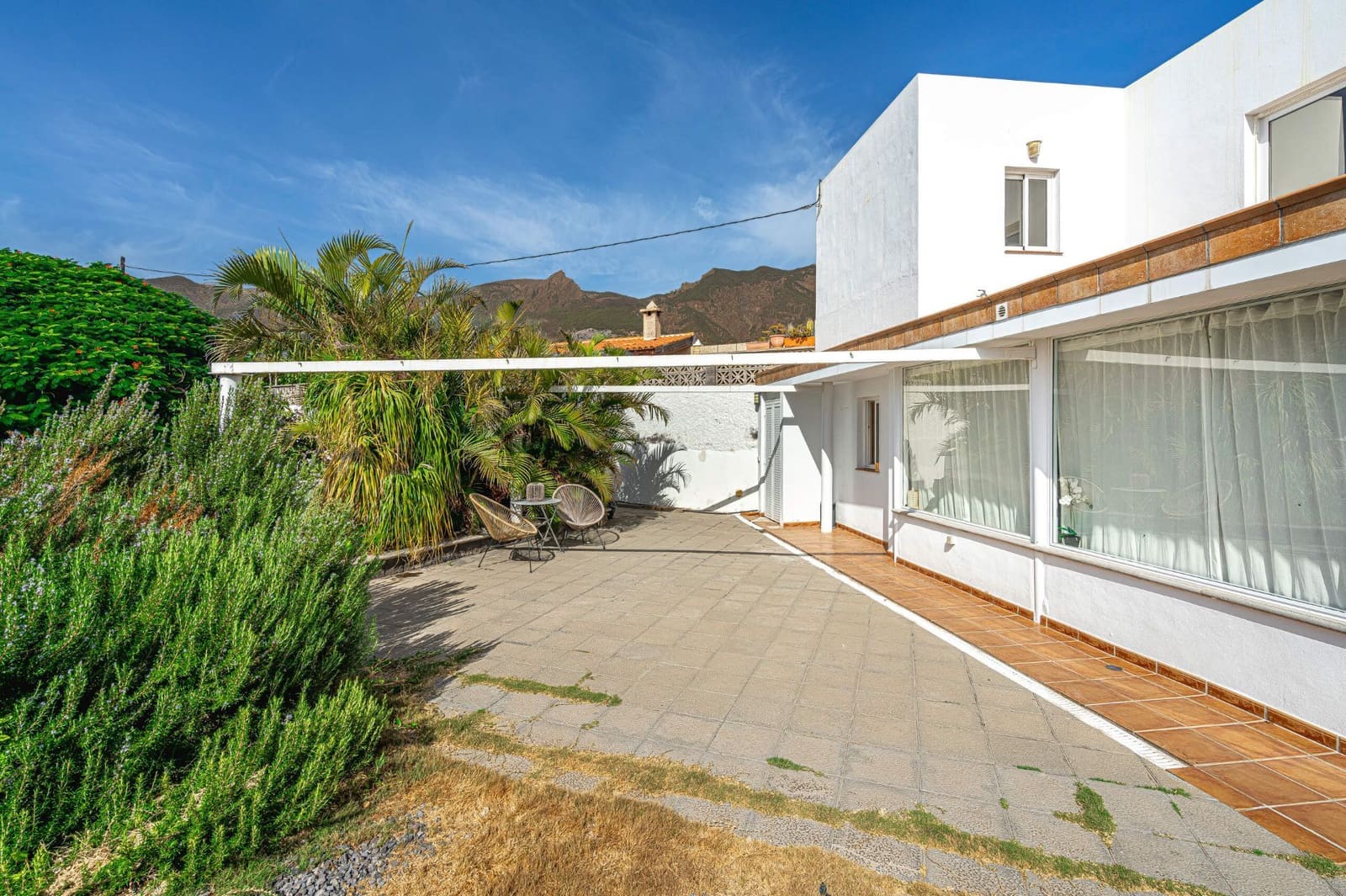 3 bedroom Townhouse for rent in Arafo with garage - € 1,650 (Ref: 10131178)
