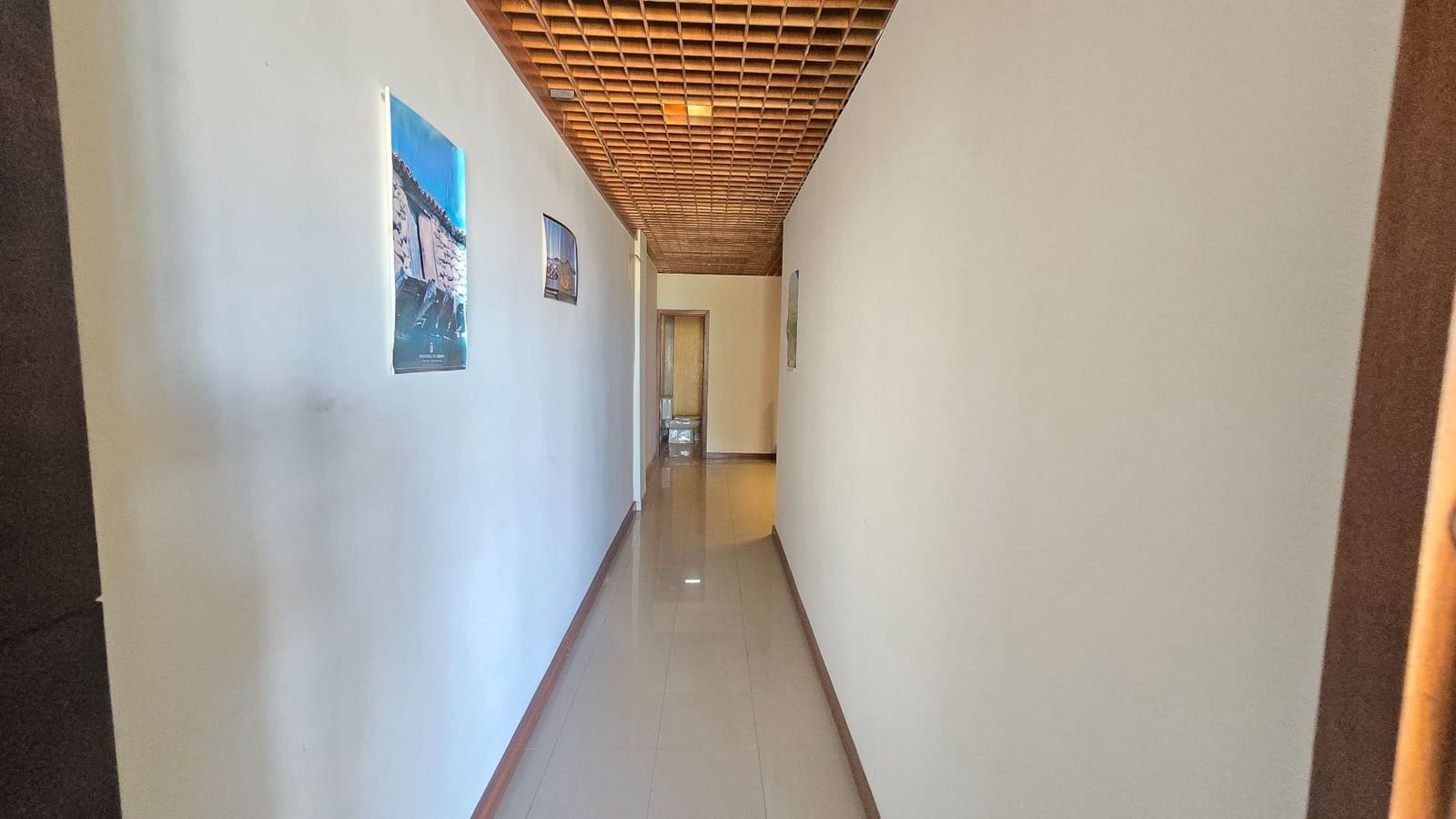Commercieel te koop in Adeje - € 210.000 (Ref: 10168156)
