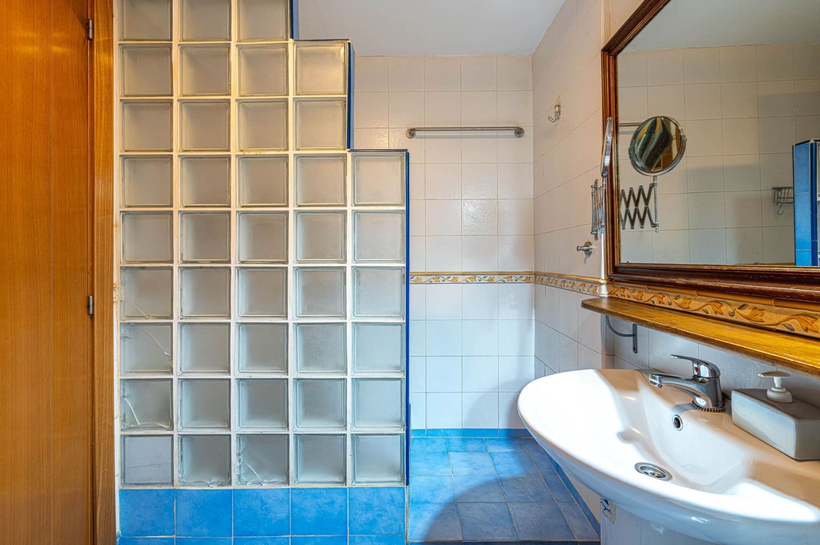 2 Zimmer Wohnung zu vermieten in Adeje mit Pool Garage - 1.280 € (Ref: 2224694)