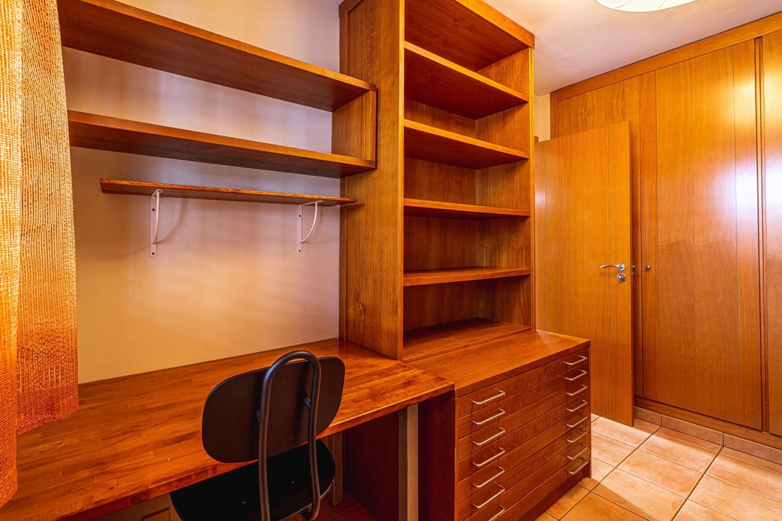 2 Zimmer Wohnung zu vermieten in Adeje mit Pool Garage - 1.280 € (Ref: 2224694)