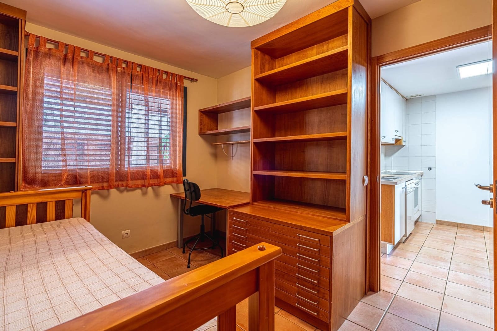 2 Zimmer Wohnung zu vermieten in Adeje mit Pool Garage - 1.280 € (Ref: 2224694)