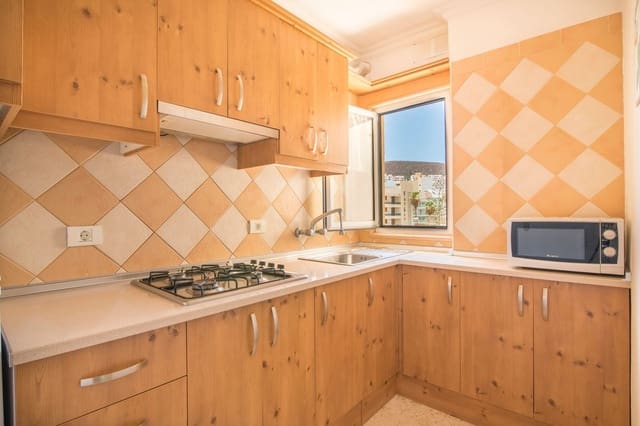 1 sovrum Lägenhet att hyra i Los Cristianos, Arona med pool garage - 1 200 € (Ref: 2271639)