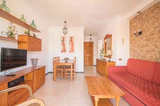 1 sovrum Lägenhet att hyra i Los Cristianos, Arona med pool garage - 1 200 € (Ref: 2271639)