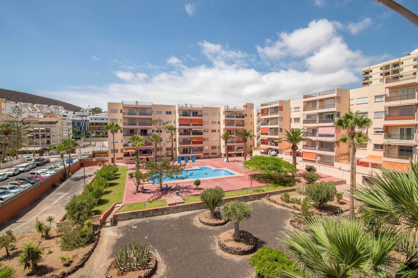 1 sovrum Lägenhet att hyra i Los Cristianos med pool garage - 1 200 € (Ref: 2271639)