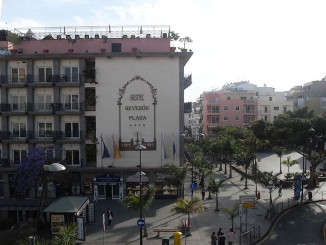 Garage till salu i Los Cristianos, Arona - 17 000 € (Ref: 4632420)