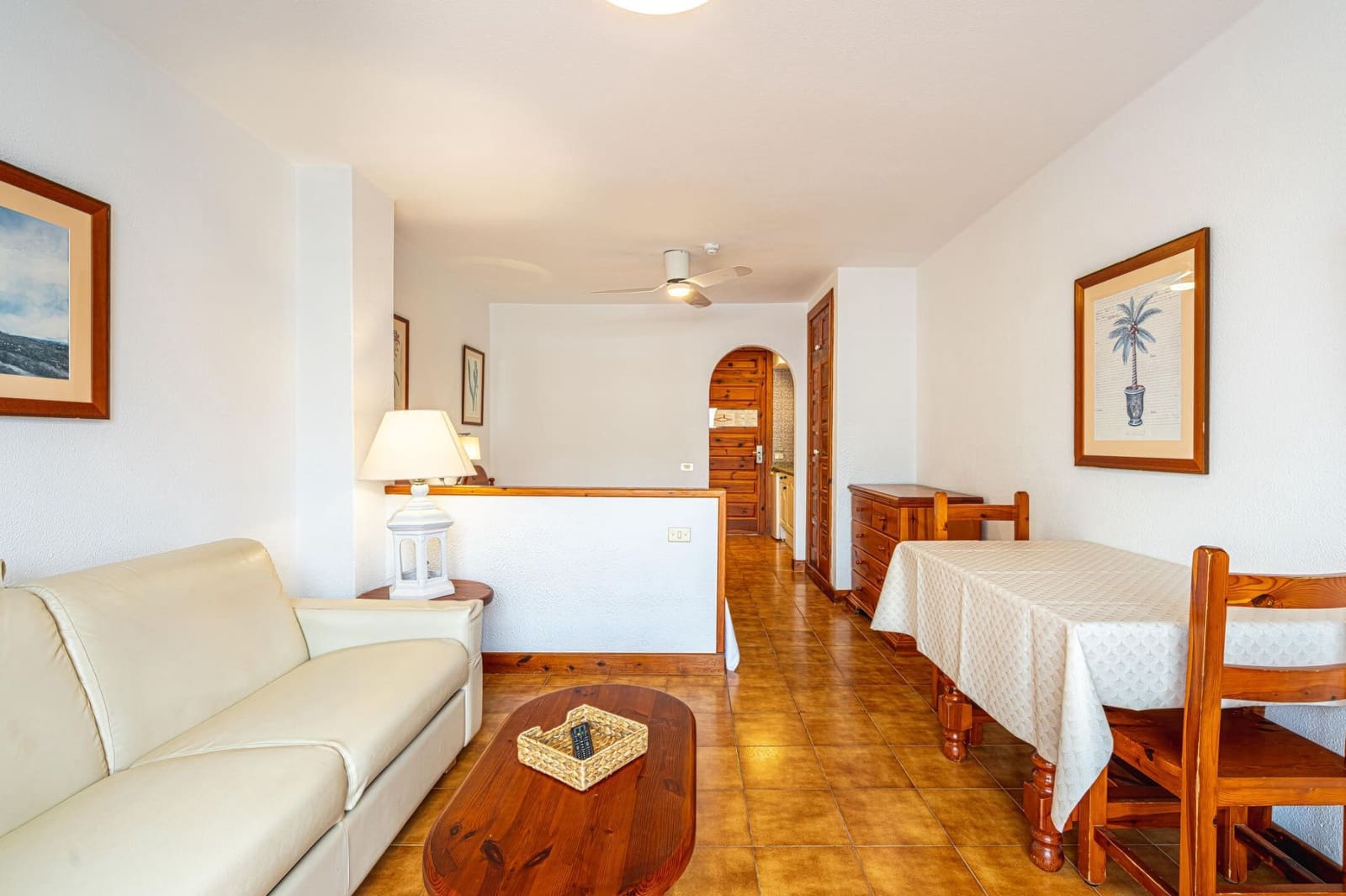 Studio for rent in Arona with pool - € 1,950 (Ref: 5486152)