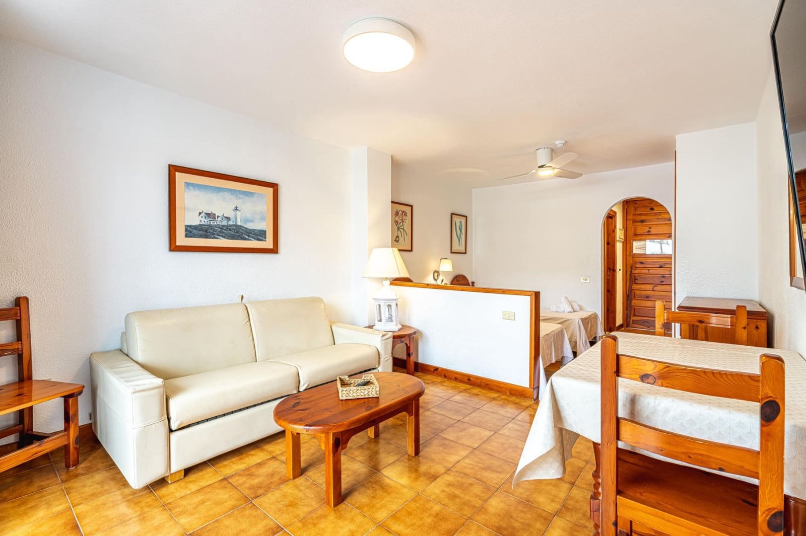 Studio for rent in Arona with pool - € 1,950 (Ref: 5486152)