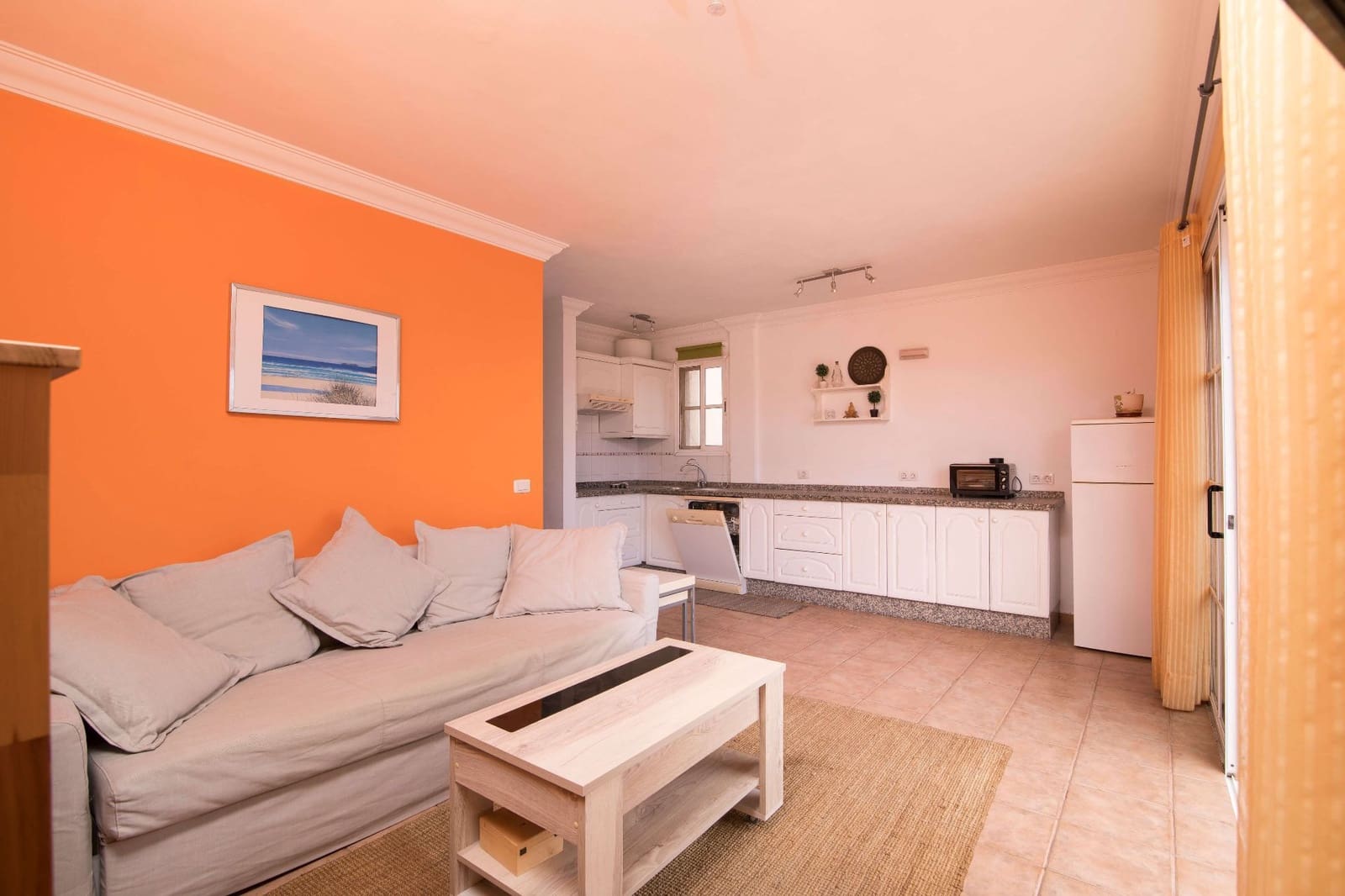1 sovrum Lägenhet att hyra i Arona - 990 € (Ref: 6090633)