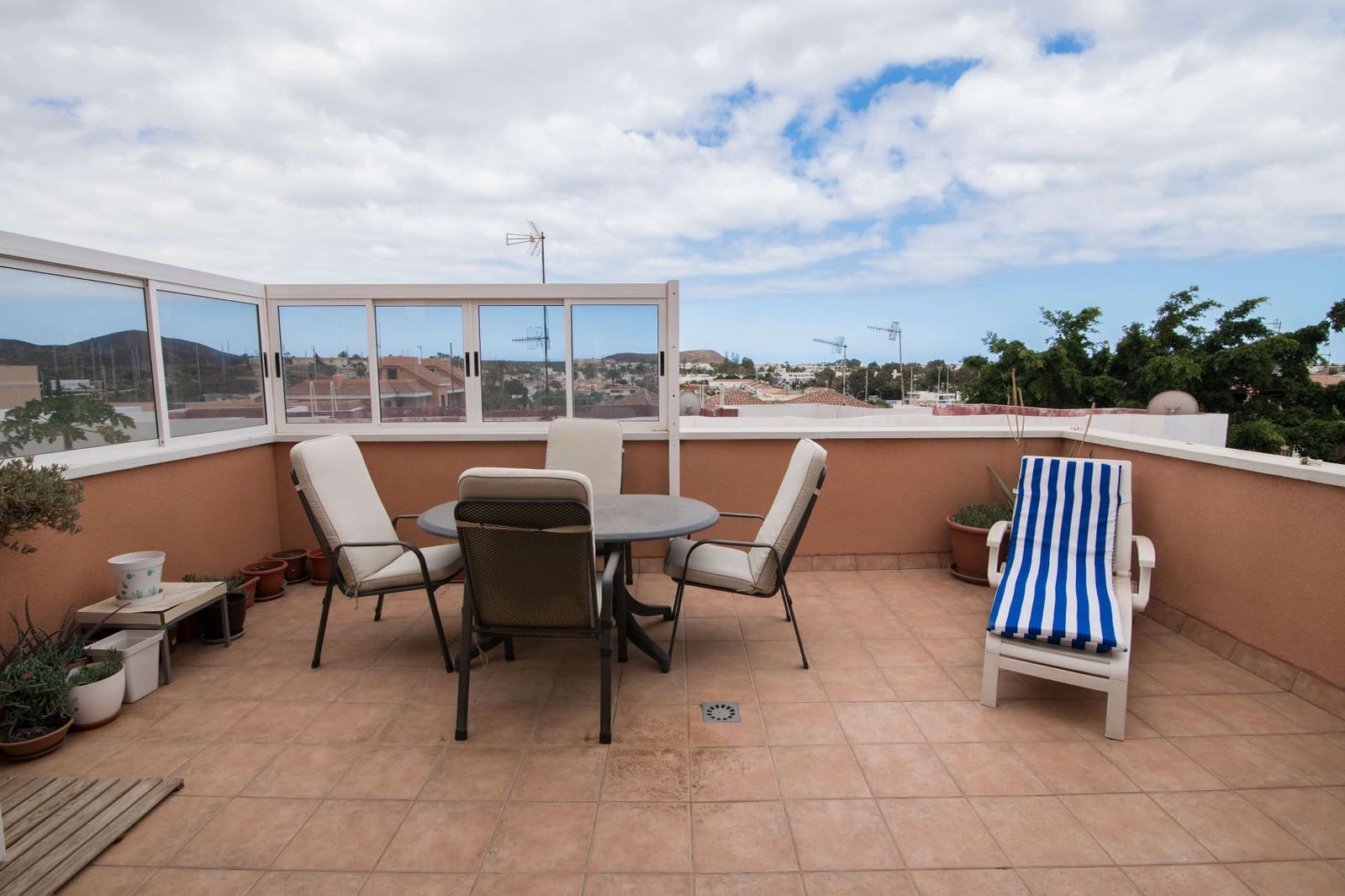 1 sovrum Lägenhet att hyra i Arona - 990 € (Ref: 6090633)