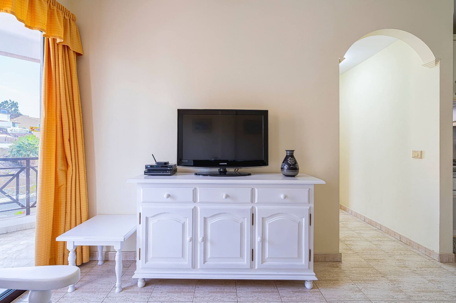 1 sovrum Lägenhet att hyra i Arona med pool - 1 700 € (Ref: 6211940)