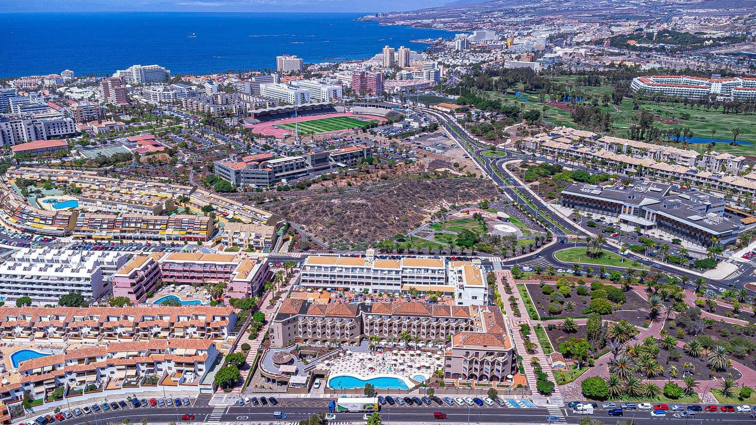 1 sovrum Lägenhet att hyra i Arona med pool - 1 700 € (Ref: 6211940)