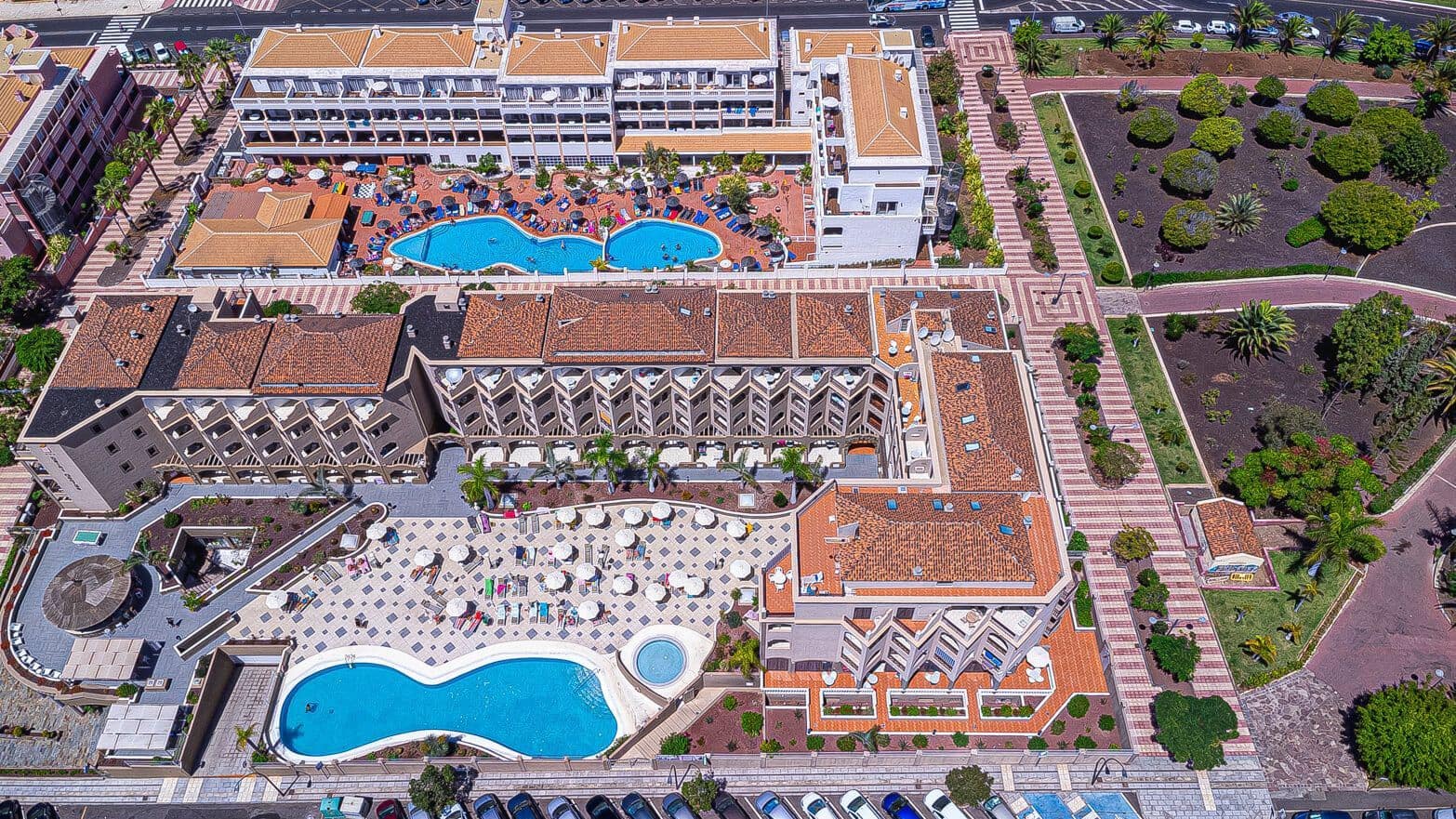 1 sovrum Lägenhet att hyra i Arona med pool - 1 700 € (Ref: 6211940)