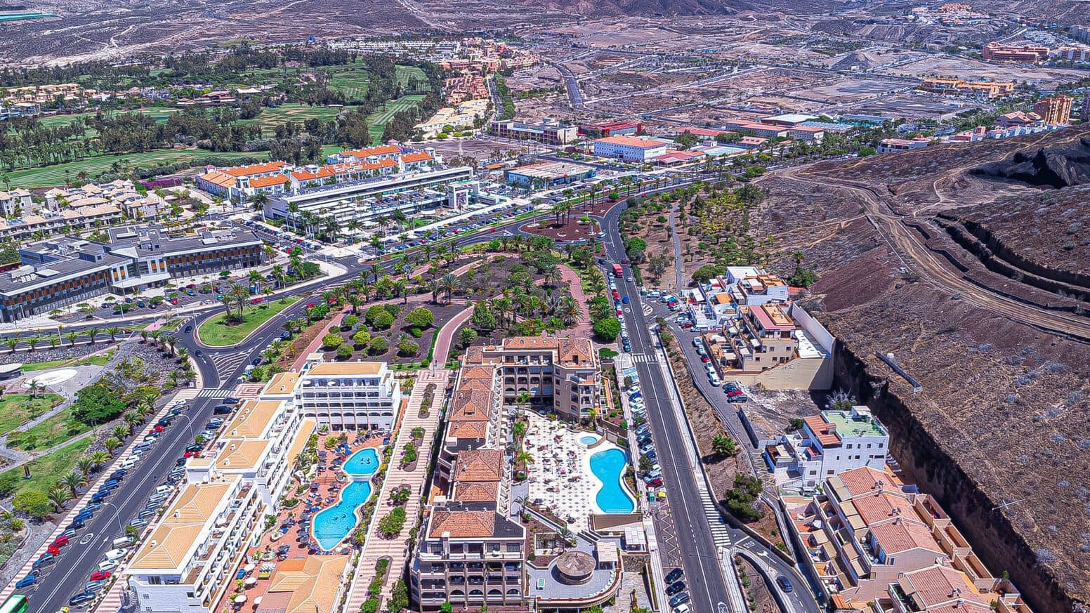 1 sovrum Lägenhet att hyra i Arona med pool - 1 700 € (Ref: 6211940)