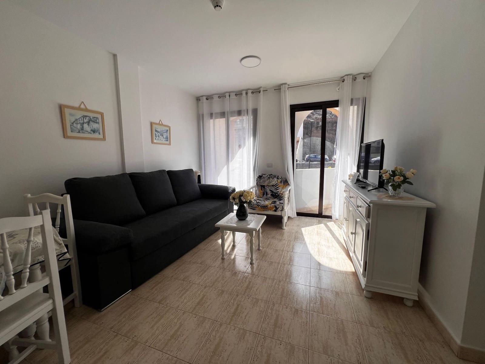 1 sovrum Lägenhet att hyra i Arona med pool - 1 700 € (Ref: 6211940)