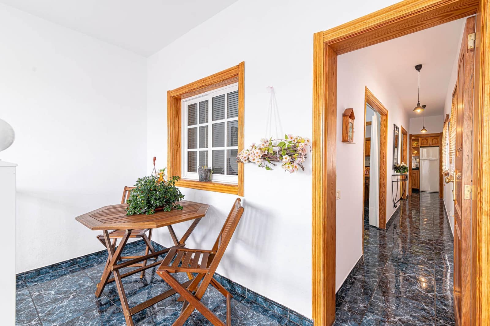 Appartement de 1 chambre à louer à Chimiche - 770 € (Ref: 6365947)