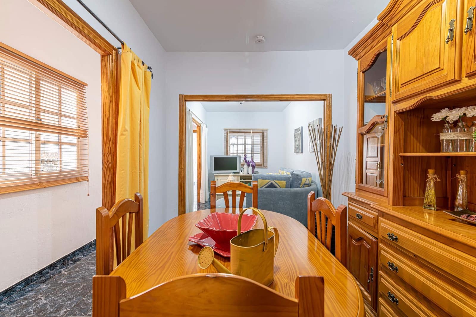 Appartement de 1 chambre à louer à Chimiche - 770 € (Ref: 6365947)