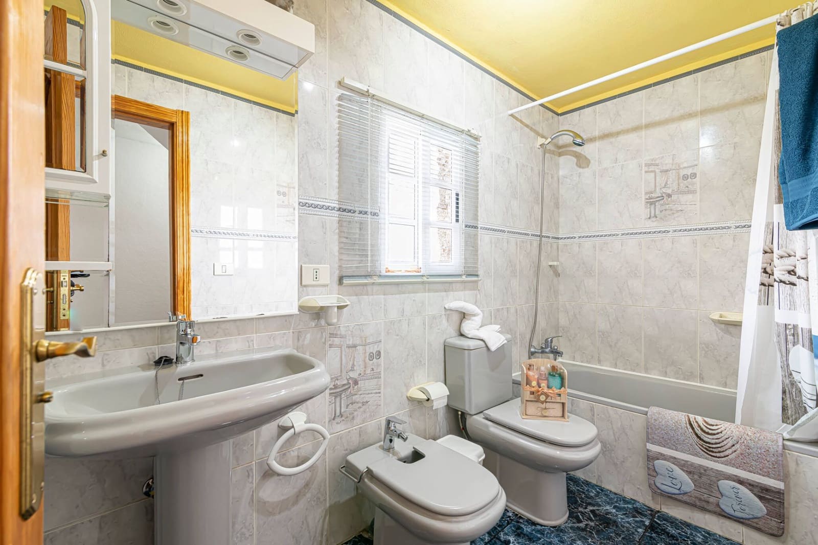 Appartement de 1 chambre à louer à Chimiche - 770 € (Ref: 6365947)