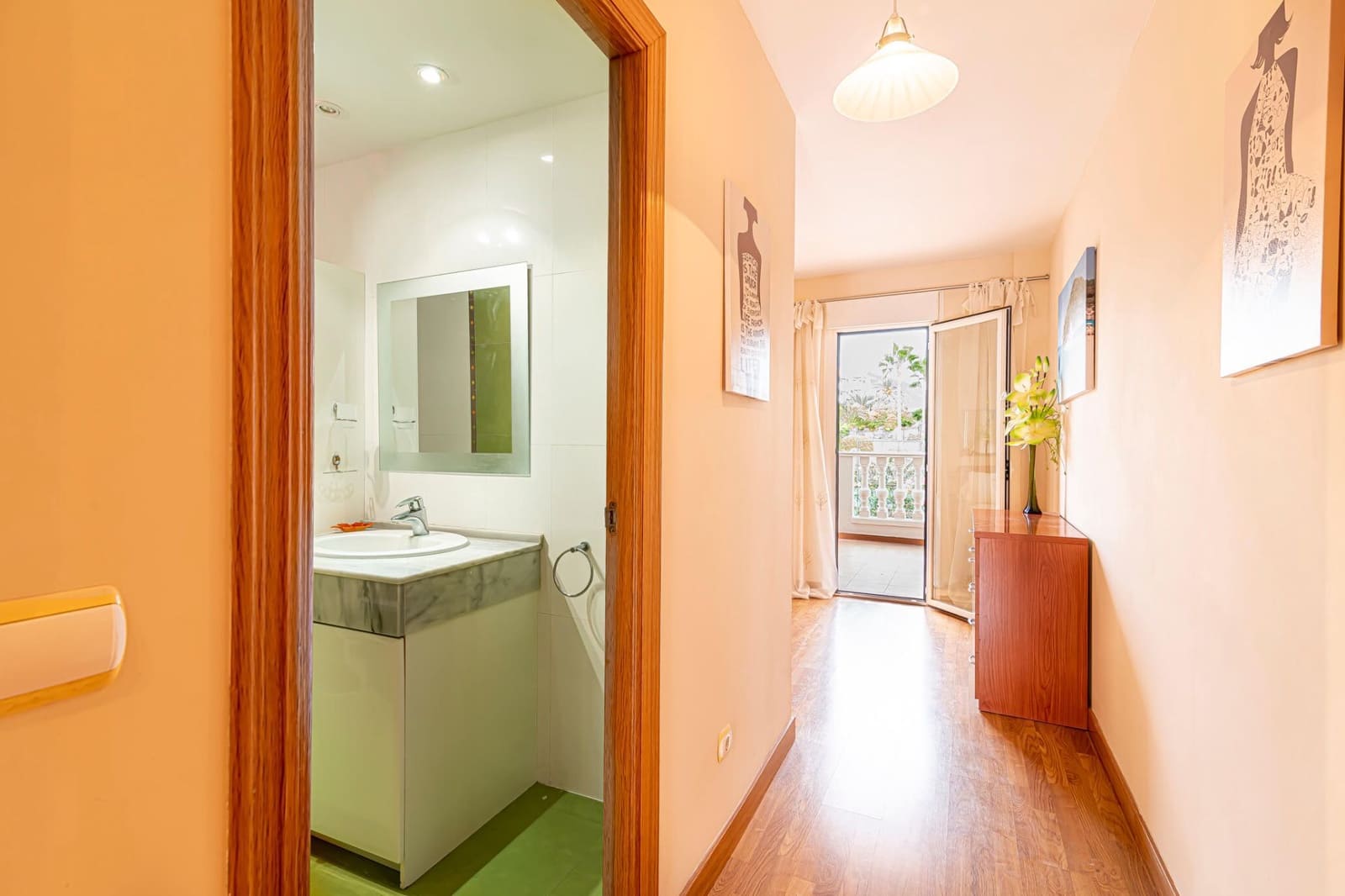 2 Zimmer Wohnung zu vermieten in Los Cristianos mit Pool - 1.800 € (Ref: 6431409)