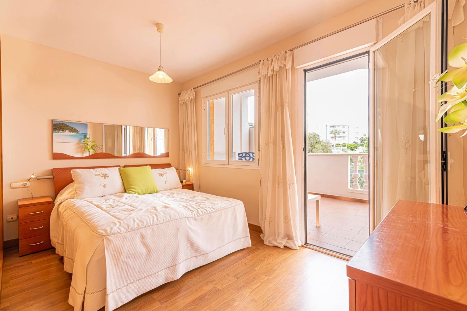 2 Zimmer Wohnung zu vermieten in Los Cristianos mit Pool - 1.800 € (Ref: 6431409)