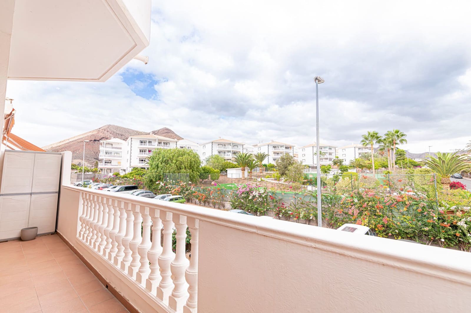 2 Zimmer Wohnung zu vermieten in Los Cristianos mit Pool - 1.800 € (Ref: 6431409)