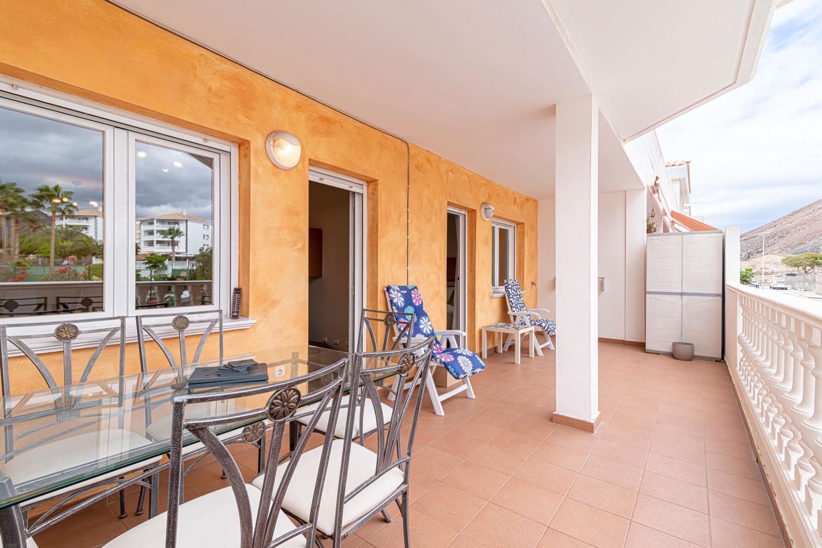 2 Zimmer Wohnung zu vermieten in Los Cristianos mit Pool - 1.800 € (Ref: 6431409)