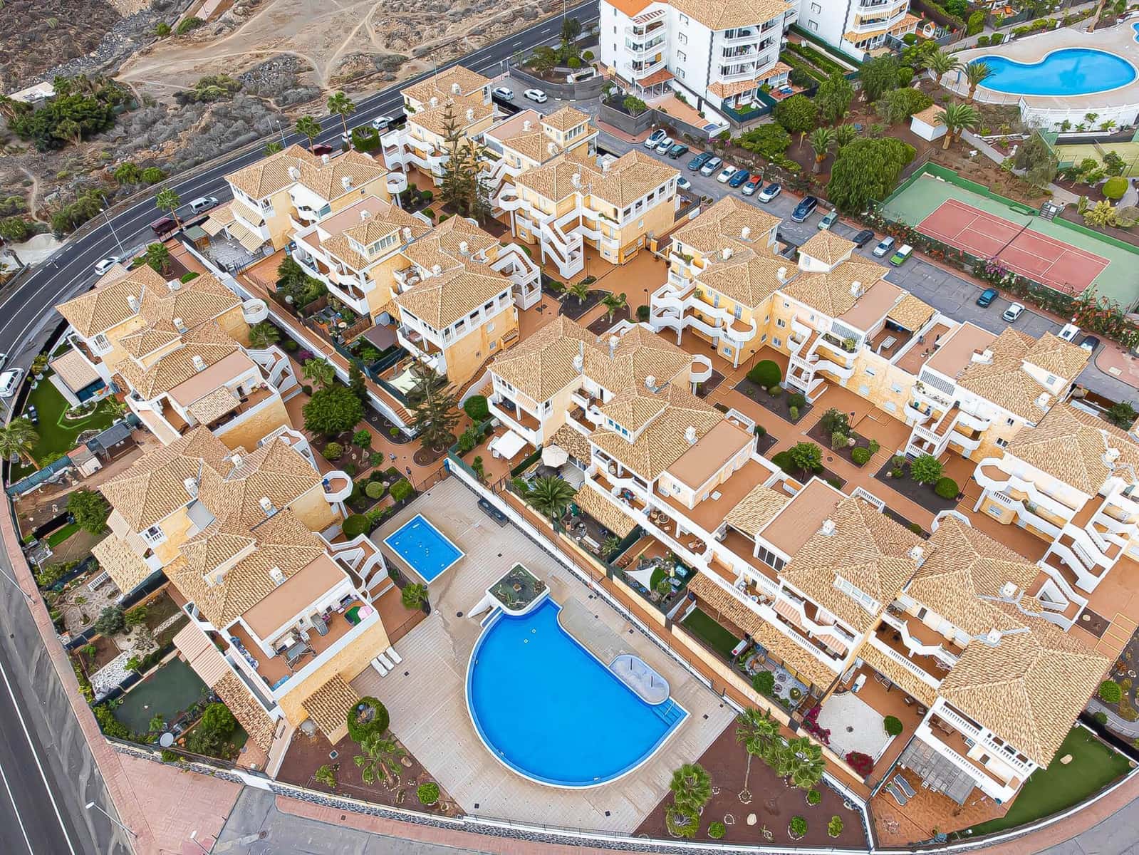 2 Zimmer Wohnung zu vermieten in Los Cristianos mit Pool - 1.800 € (Ref: 6431409)