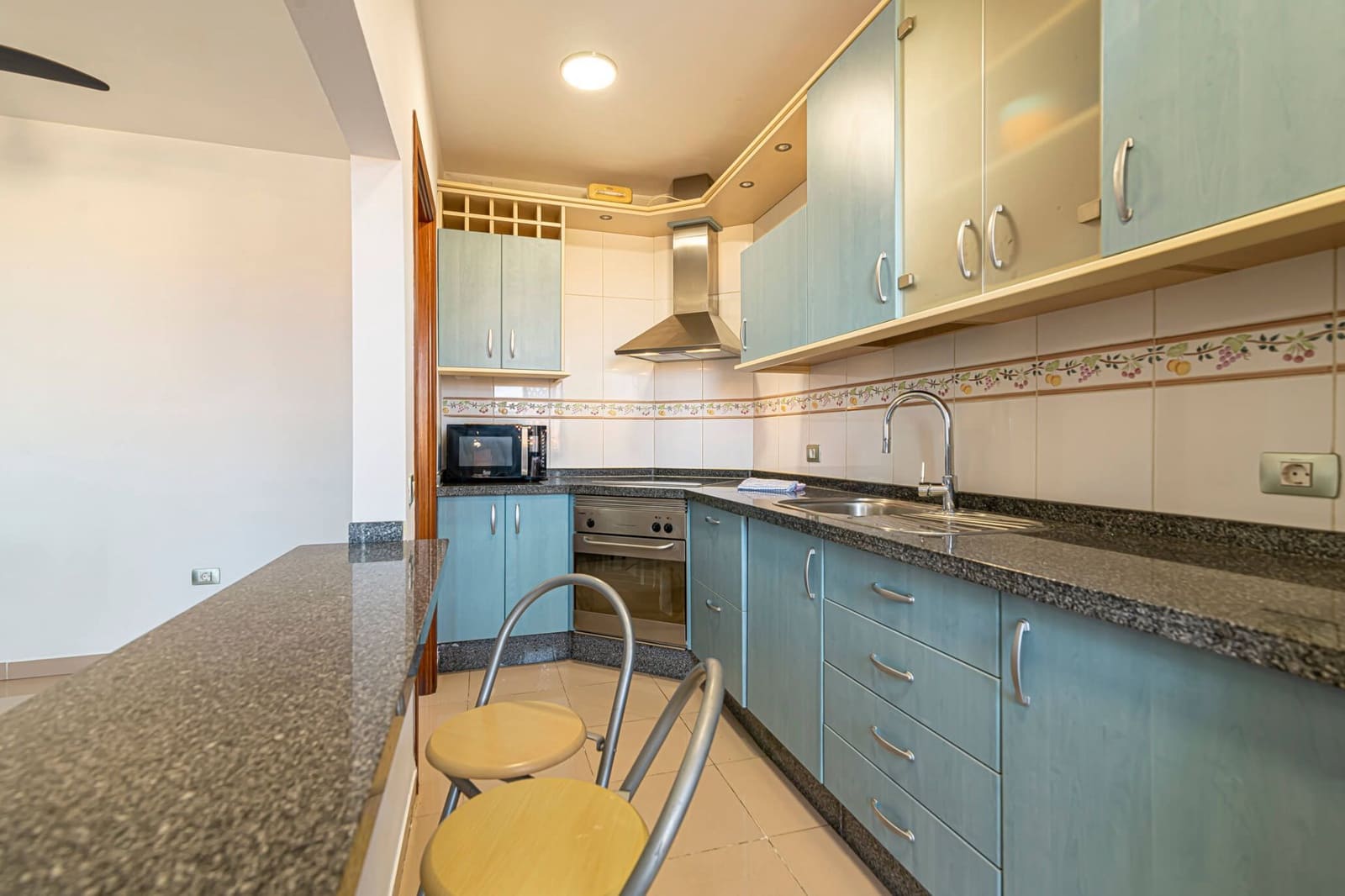 2 bedroom Flat for rent in Arona with pool garage - € 1,380 (Ref: 6955253)