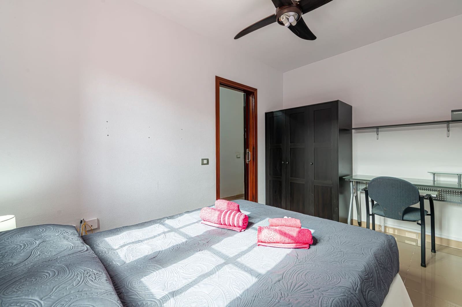 2 bedroom Flat for rent in Arona with pool garage - € 1,380 (Ref: 6955253)