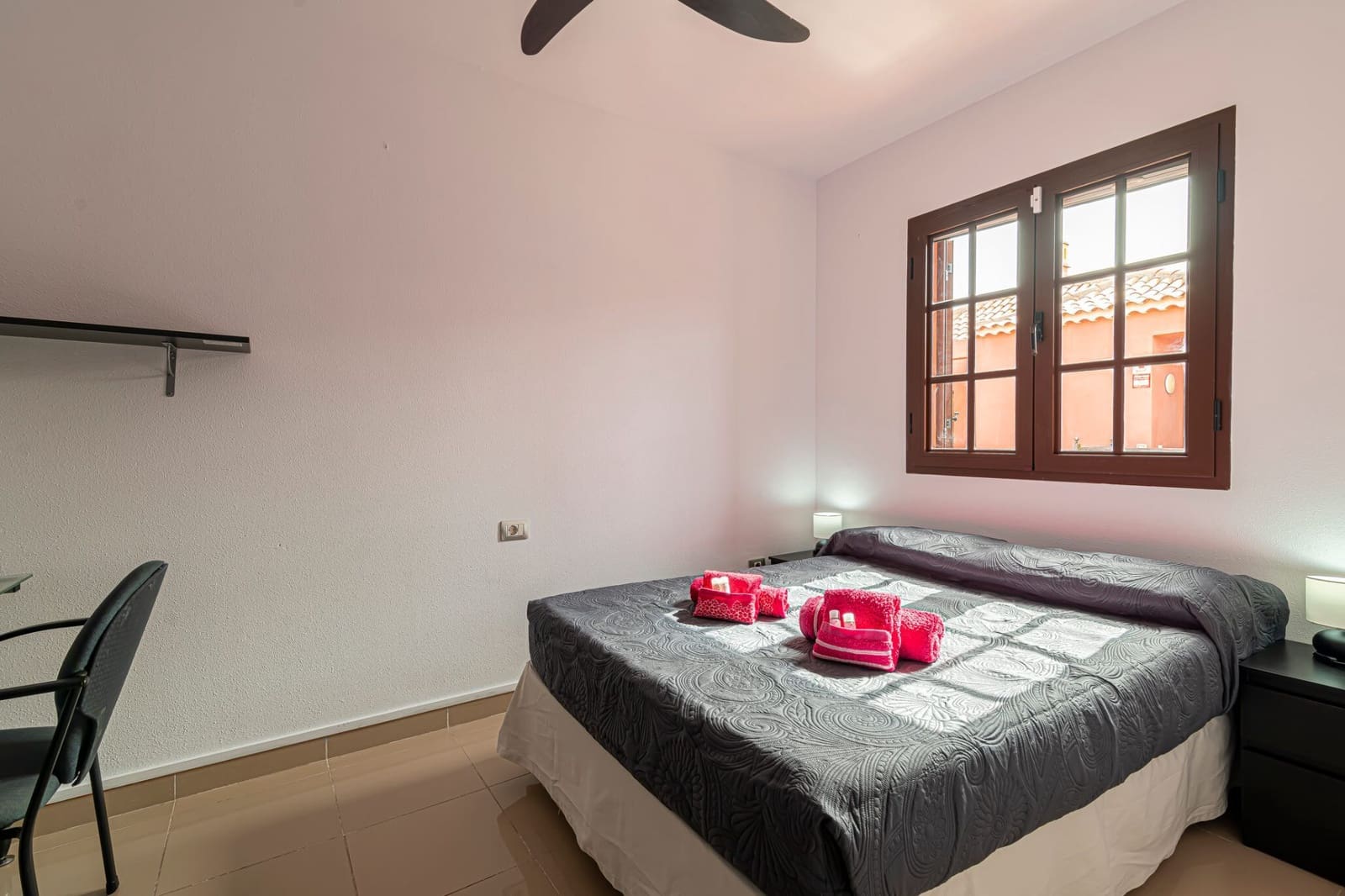 2 bedroom Flat for rent in Arona with pool garage - € 1,380 (Ref: 6955253)