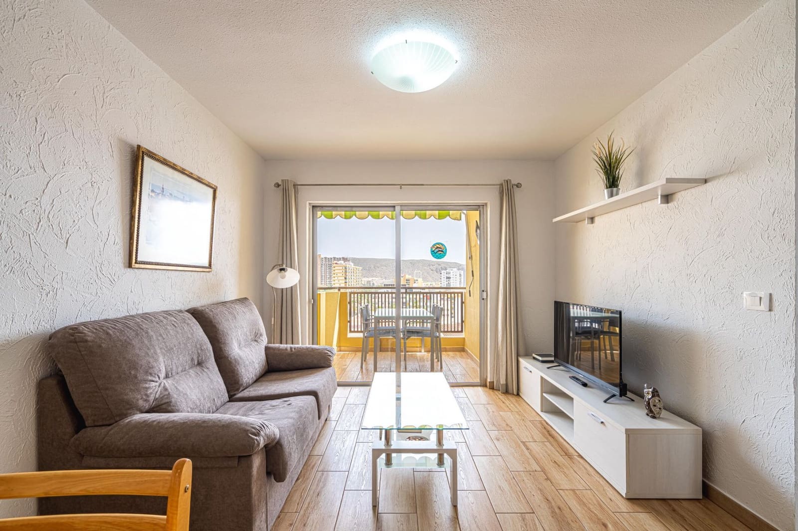 Appartement de 2 chambres à louer à Los Cristianos - 1 400 € (Ref: 7467860)