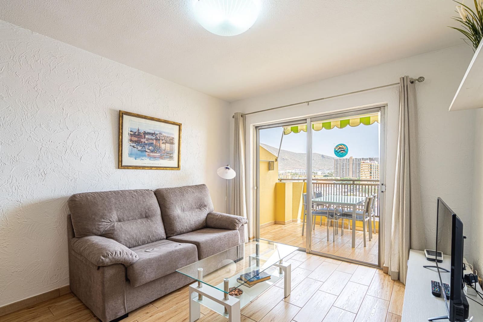 Appartement de 2 chambres à louer à Los Cristianos - 1 400 € (Ref: 7467860)