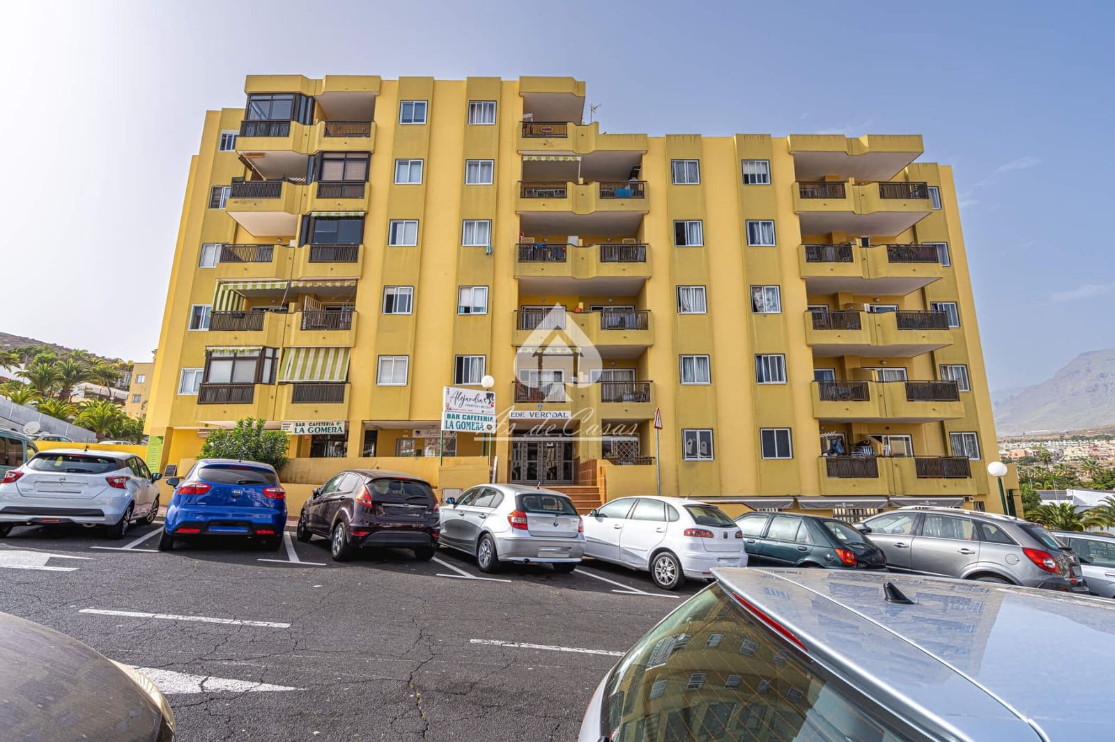 Appartement de 2 chambres à louer à Los Cristianos - 1 400 € (Ref: 7467860)