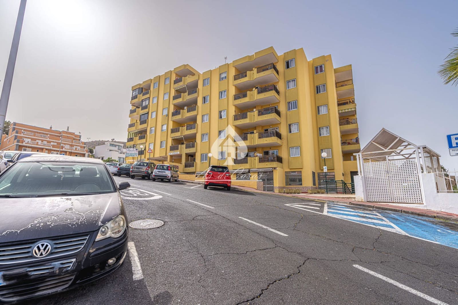 Appartement de 2 chambres à louer à Los Cristianos - 1 400 € (Ref: 7467860)