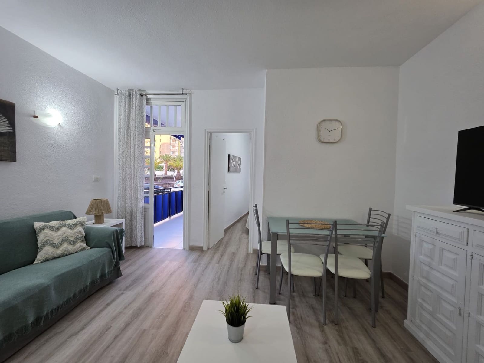 Appartement de 1 chambre à louer à Los Cristianos - 1 200 € (Ref: 7524122)