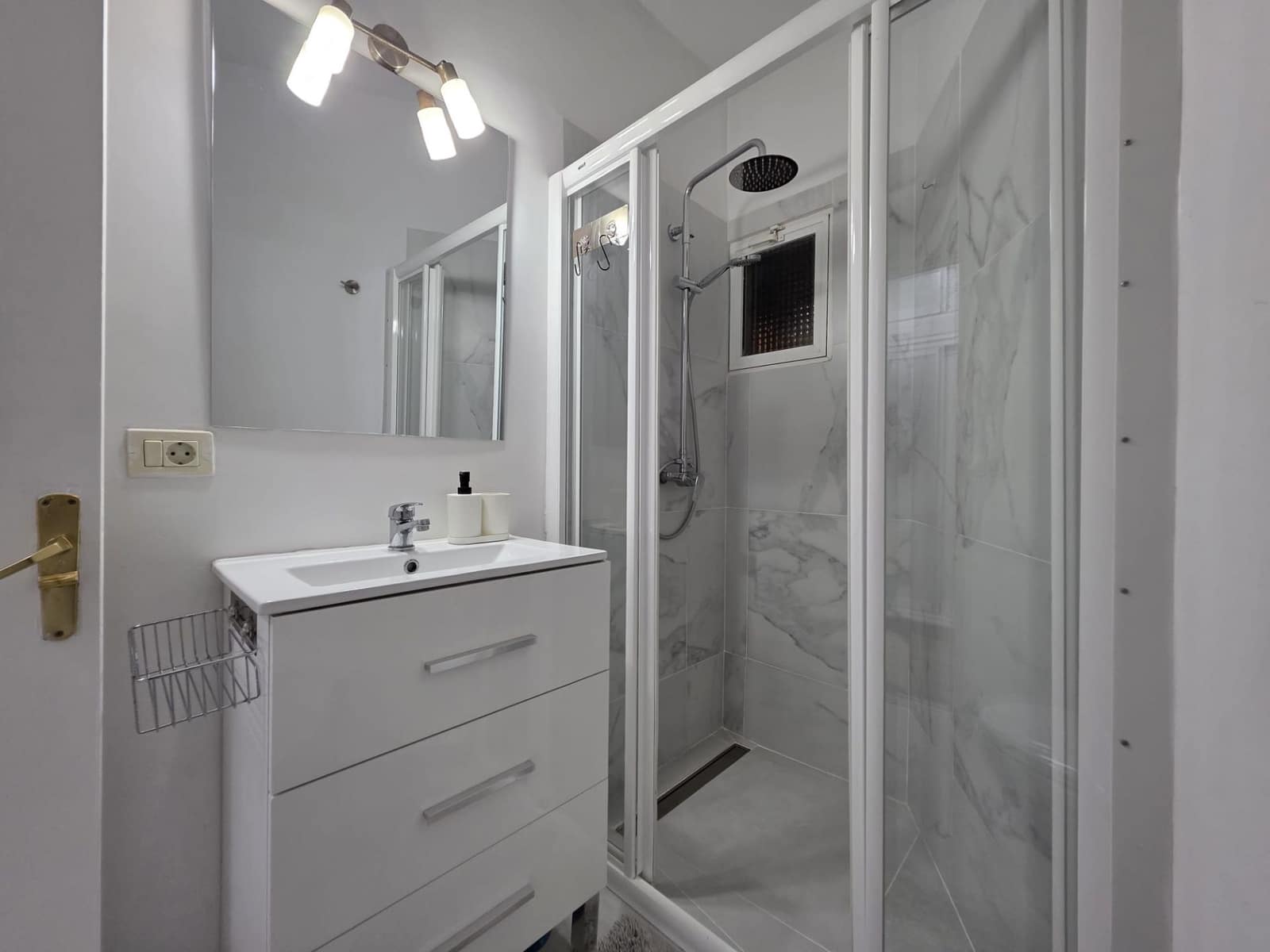 Appartement de 1 chambre à louer à Los Cristianos - 1 200 € (Ref: 7524122)