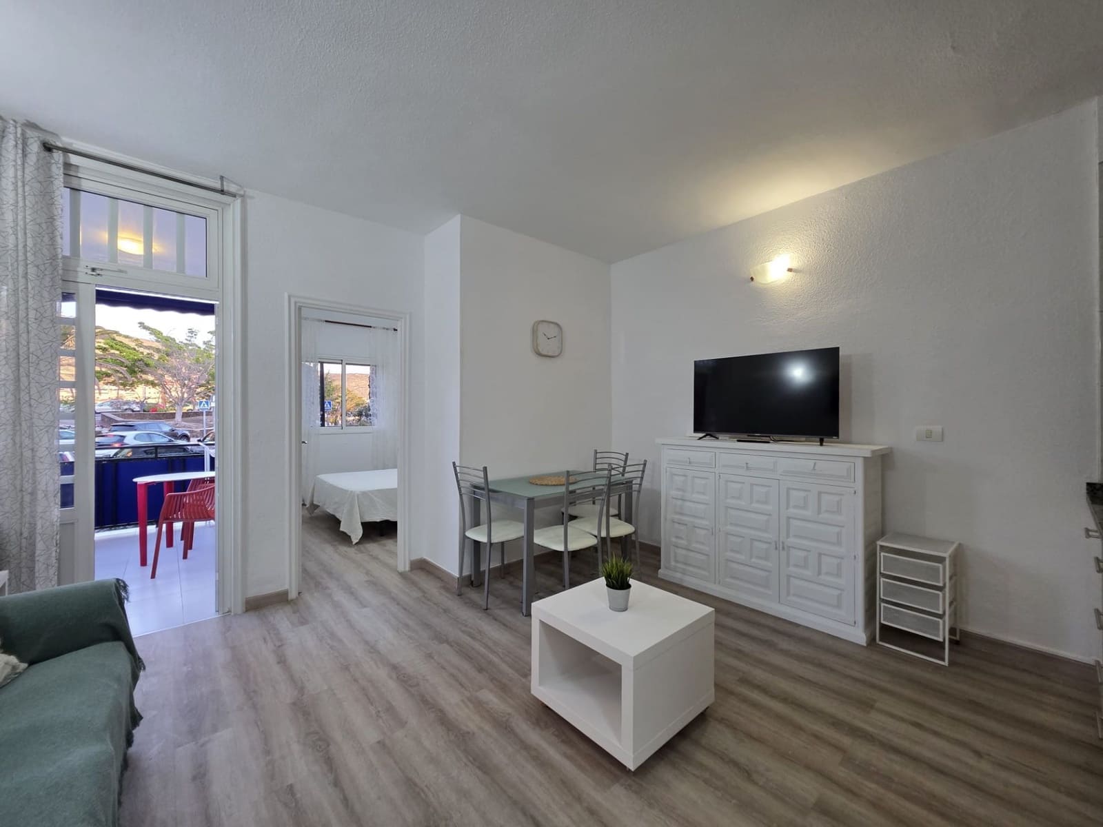 Appartement de 1 chambre à louer à Los Cristianos - 1 200 € (Ref: 7524122)