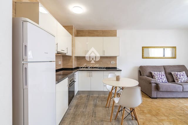 1 soverom Leilighet til leie i Los Cristianos, Arona - € 1 150 (Ref: 7810811)