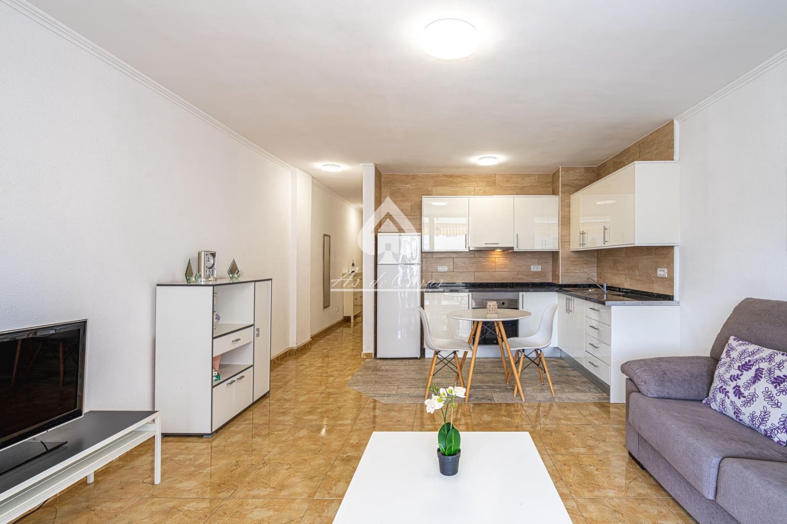 1 soverom Leilighet til leie i Los Cristianos - € 1 150 (Ref: 7810811)