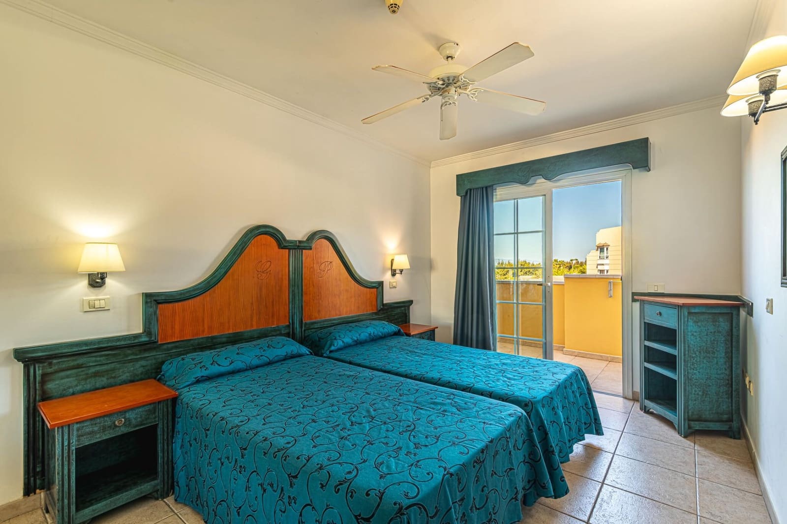 1 soveværelse Lejlighed til leje i Los Cristianos med swimmingpool - € 1.500 (Ref: 8103080)