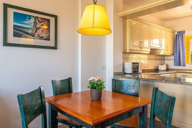 1 quarto Apartamento para arrendar em Los Cristianos, Arona com piscina - 1 500 € (Ref: 8103080)